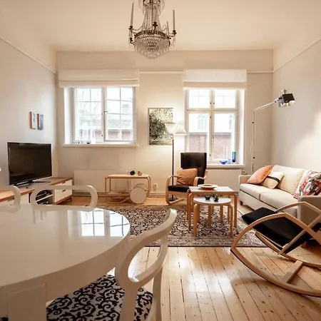 Roost Vyokatu Apartment Helsinki
